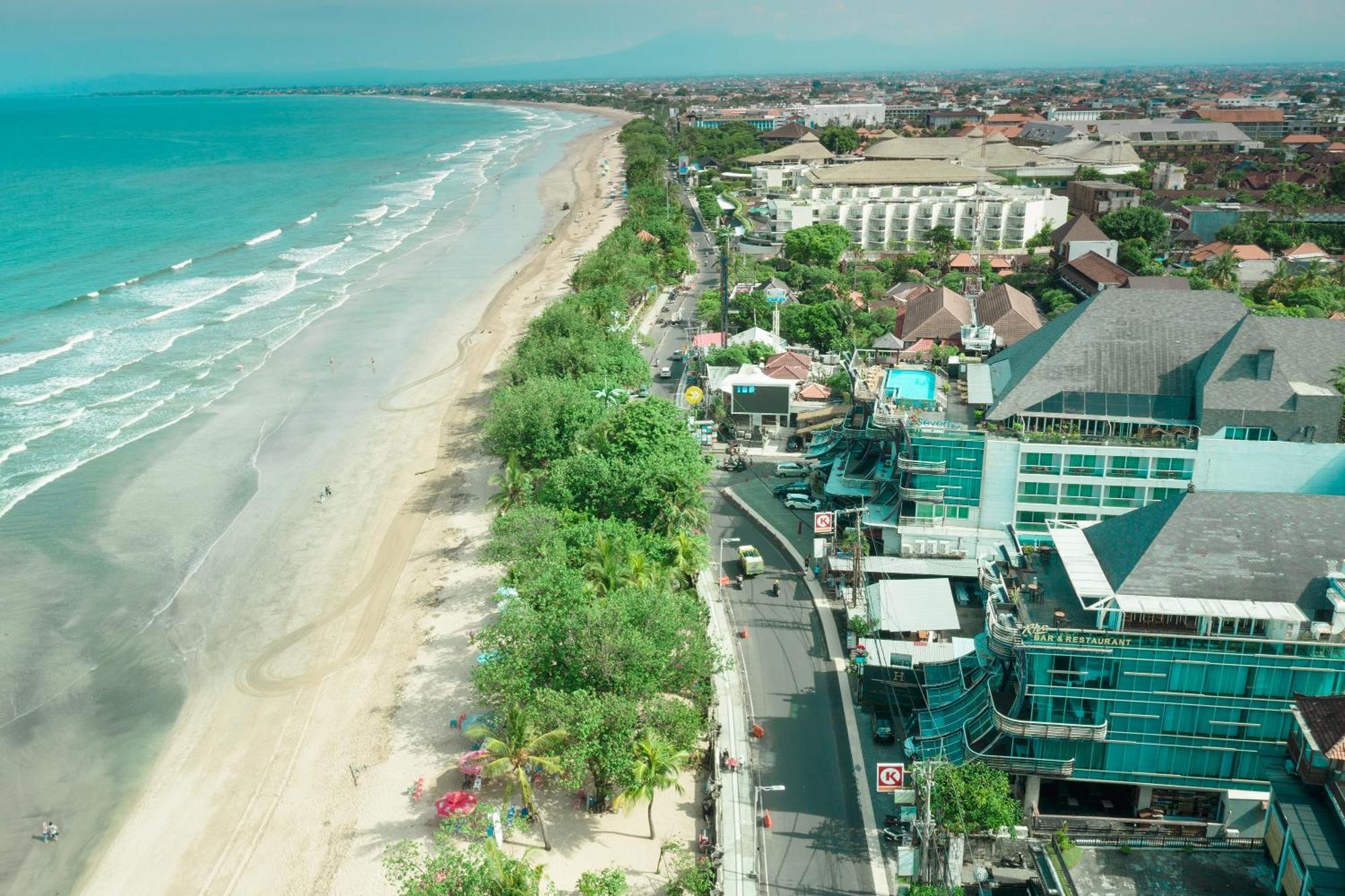 The Kuta Beach Heritage Hotel - Managed By Accor Exterior foto Seminyak Beach