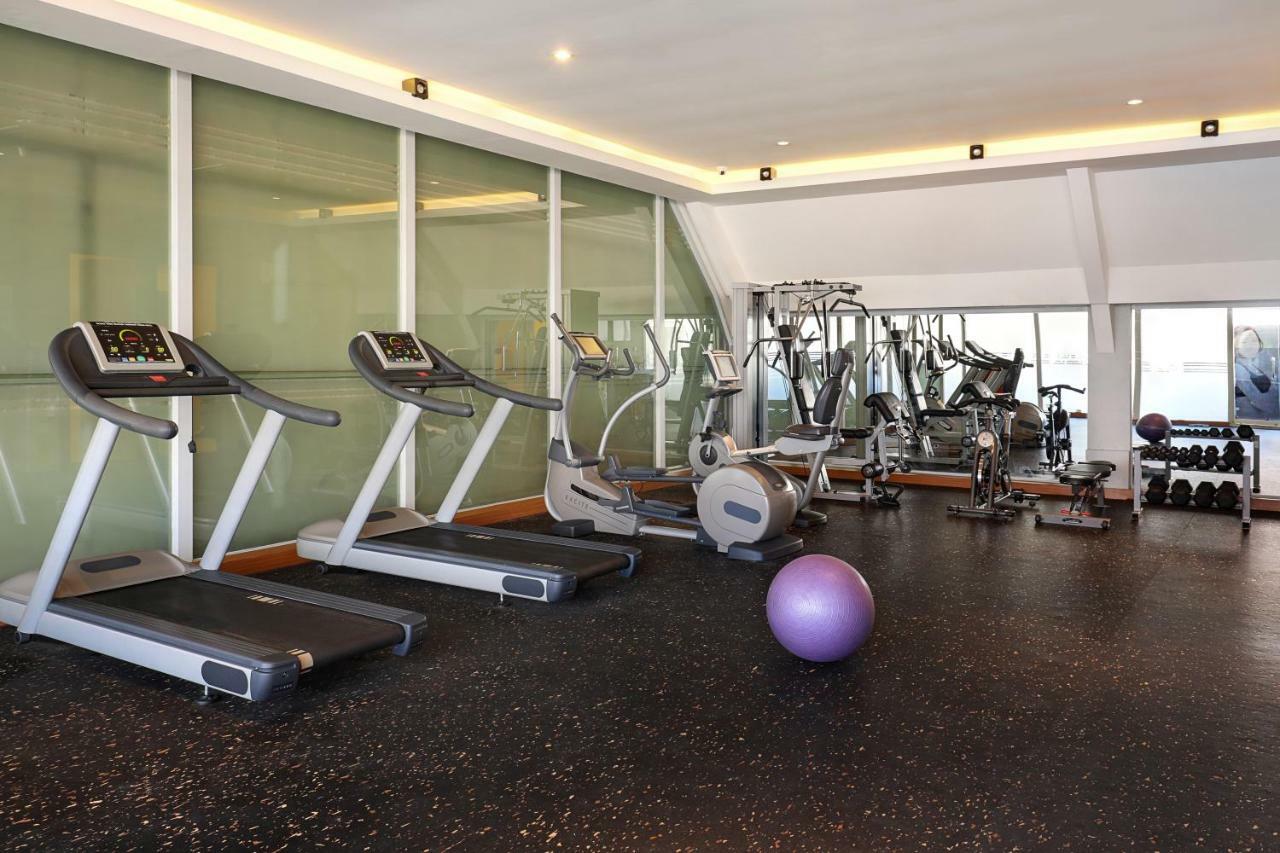 The Kuta Beach Heritage Hotel - Managed By Accor Exterior foto The gym at the hotel
